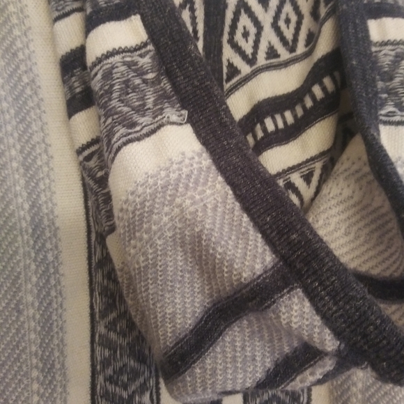 Veronica Beard Rancho Hooded Sweater - Picture 8 of 9